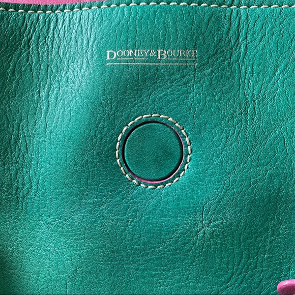 Dooney and Bourke heart buckle bag - Picture 13 of 16